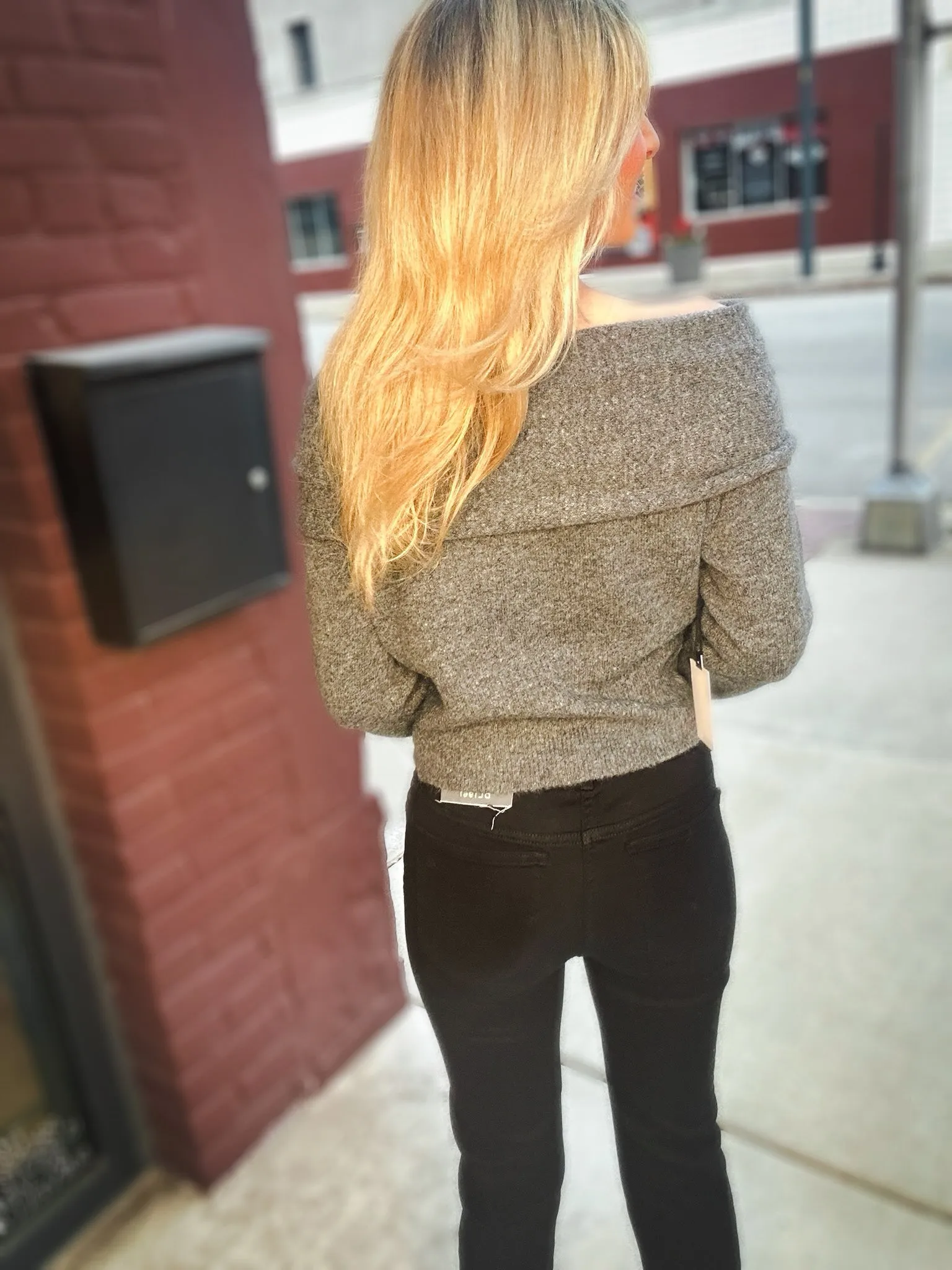 ASTR The Label Wylie Sweater