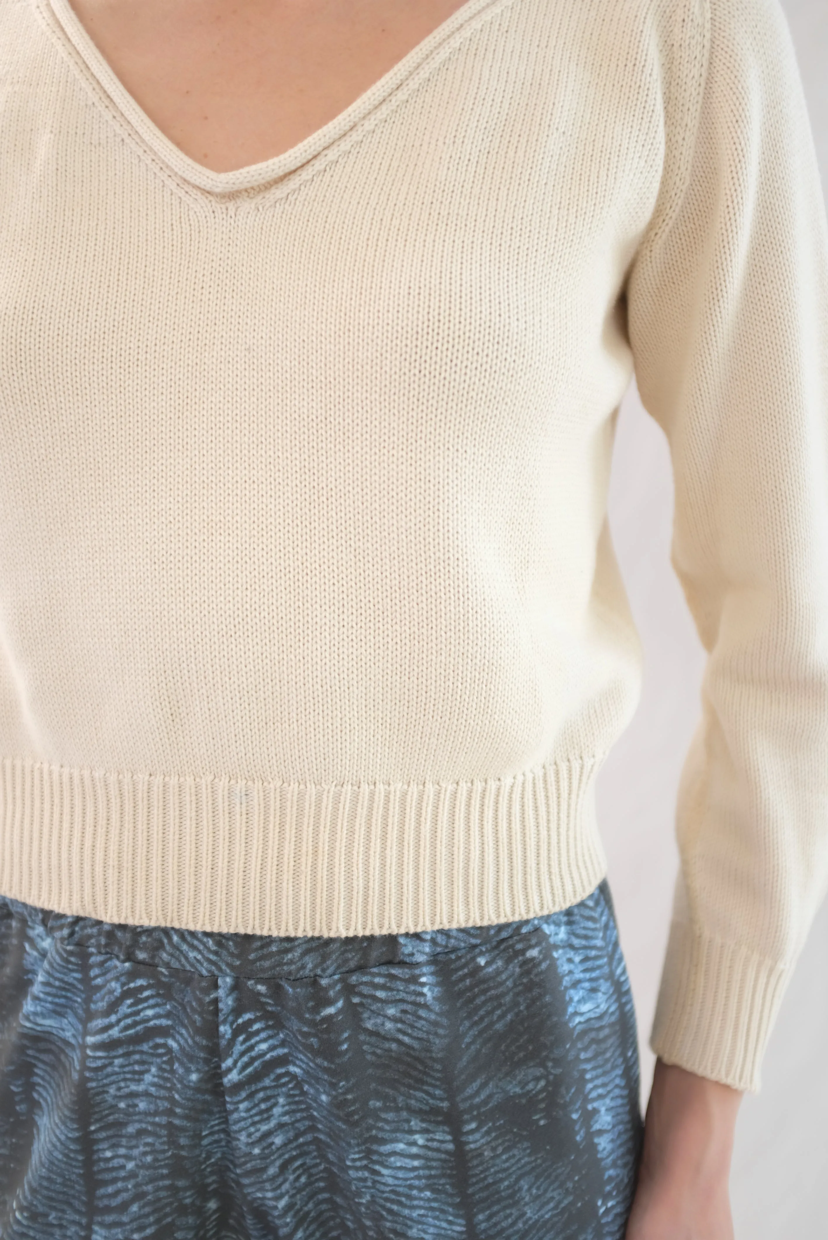 Beklina Latta V-neck Sweater Straw