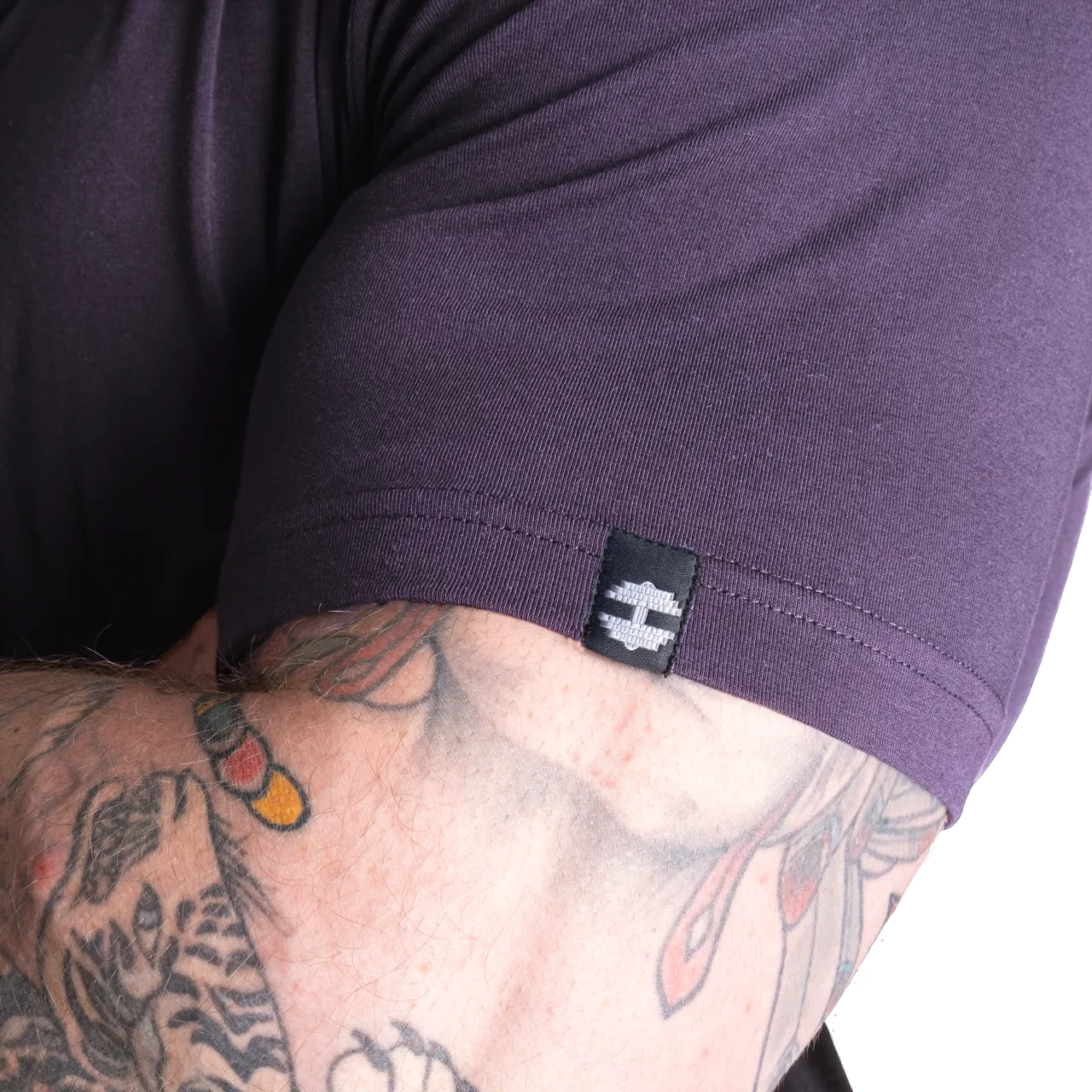BETTER BODIES V-Neck Tapered Tee DL ( Deep Purple ) - ملابس رياضية