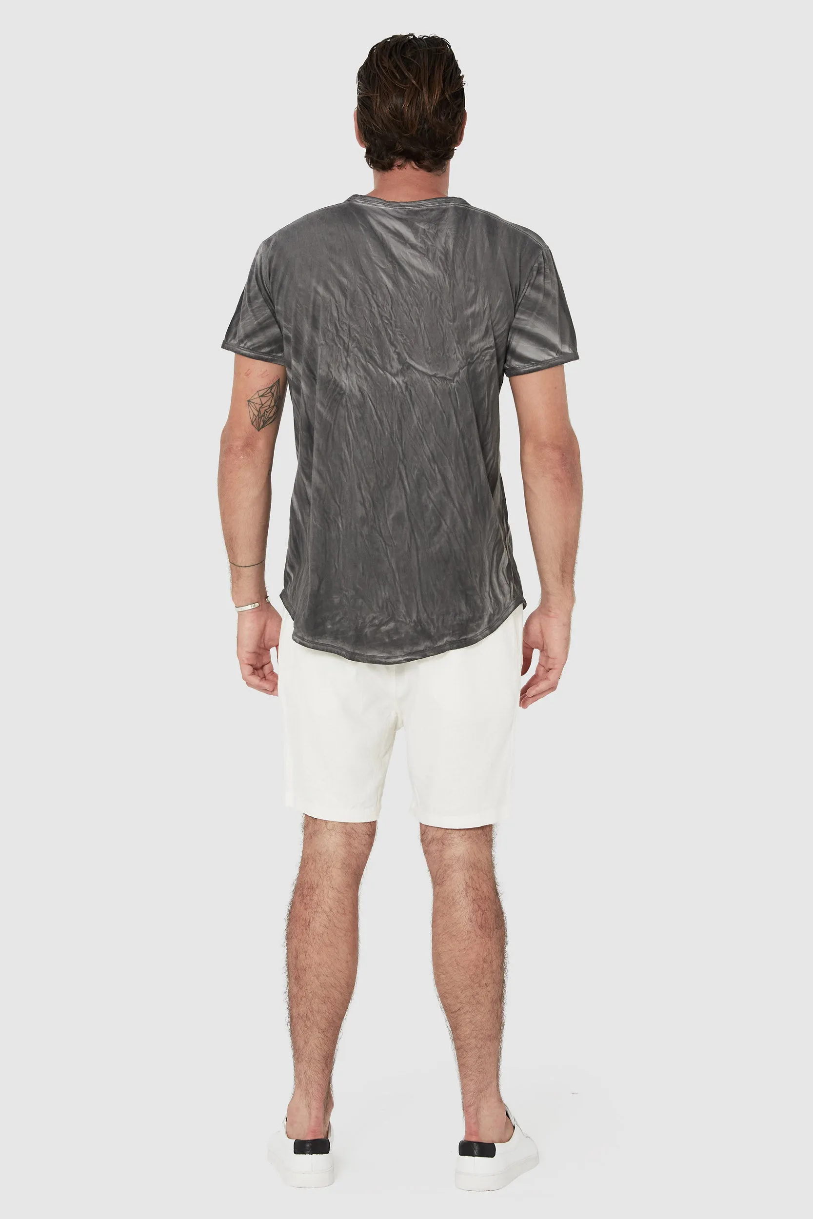 KORTINA TEE - BLACK PIGMENT