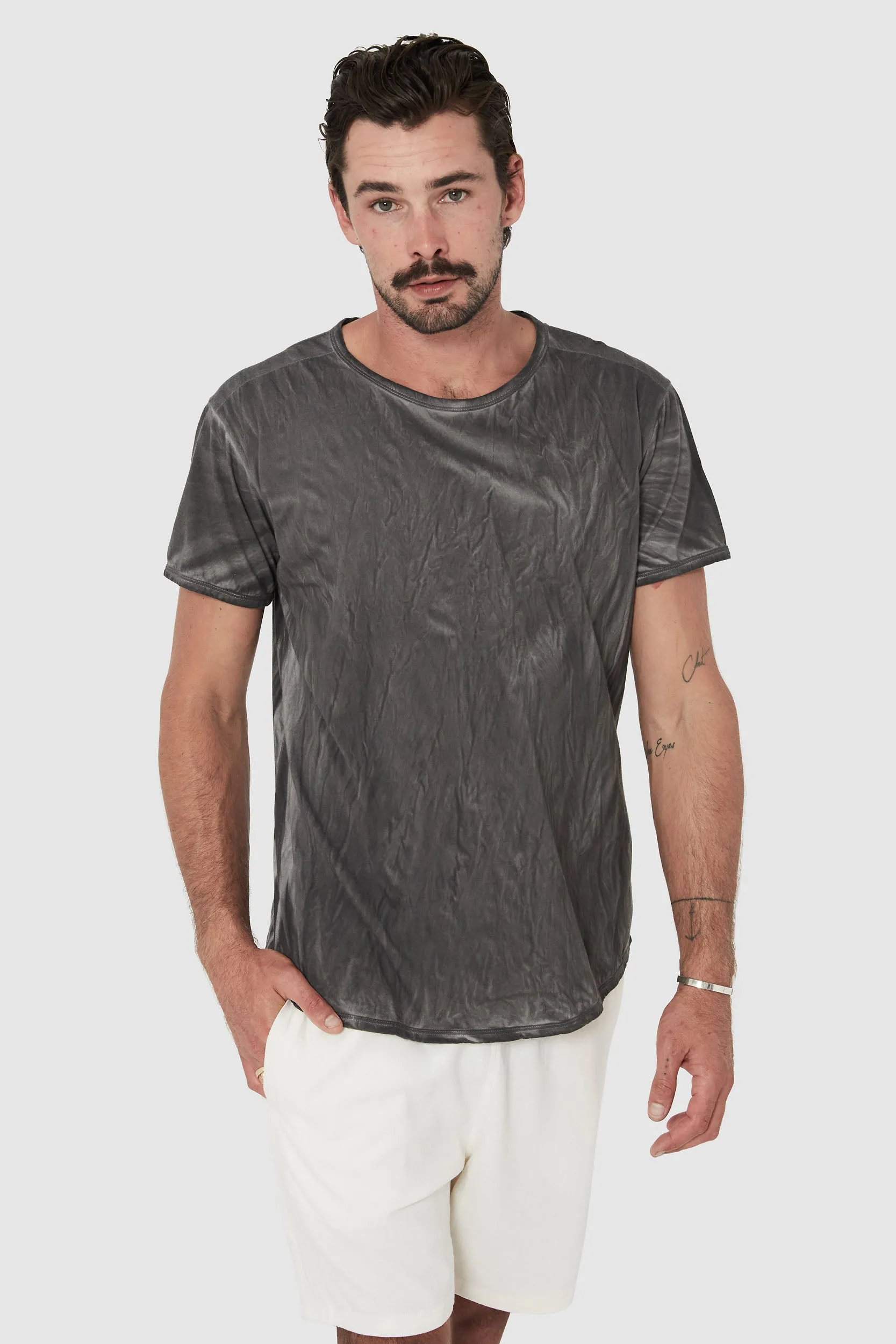 KORTINA TEE - BLACK PIGMENT