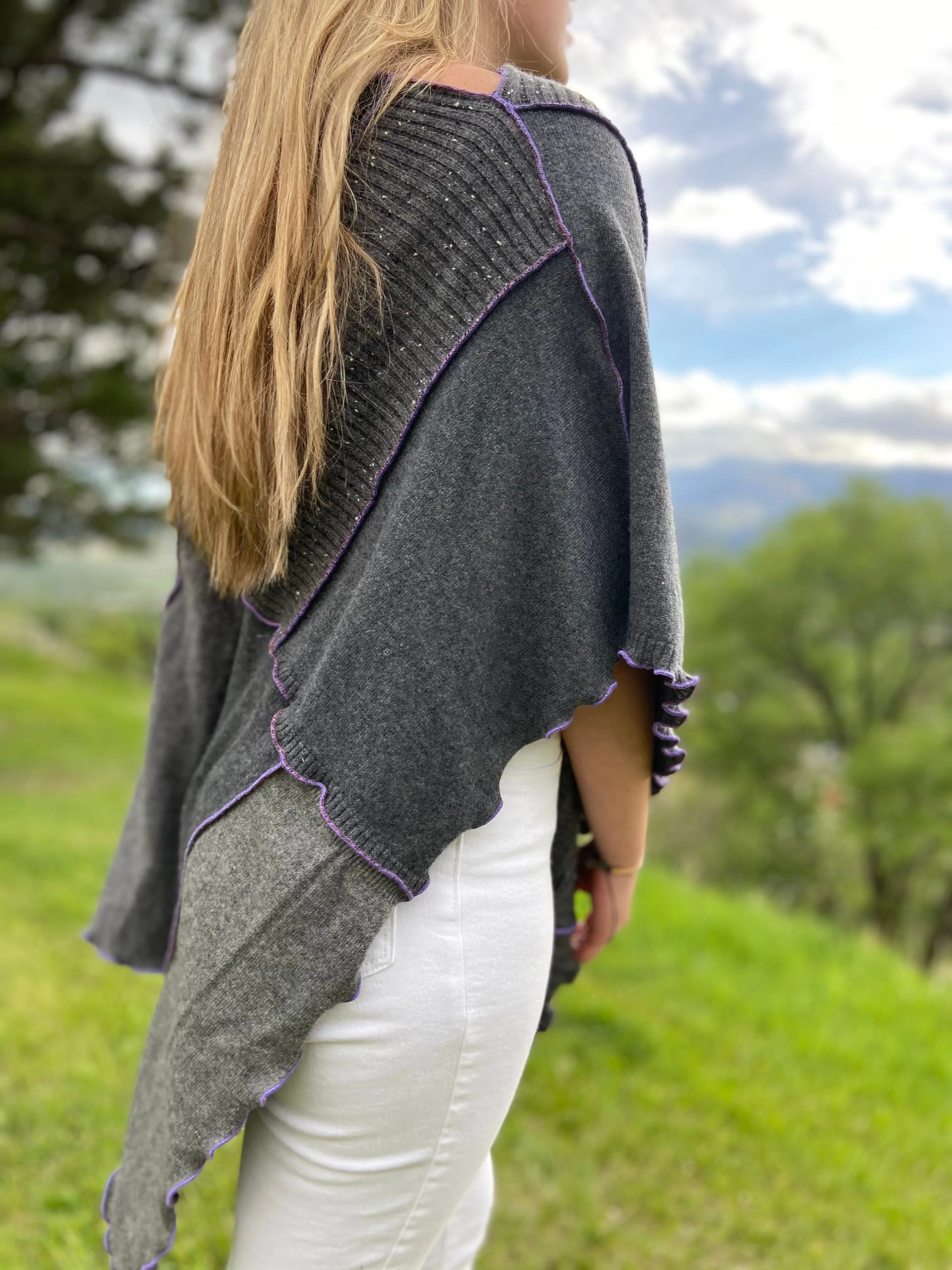 Recycled 100% Cashmere Poncho ‘Charcoal🪙Embers’