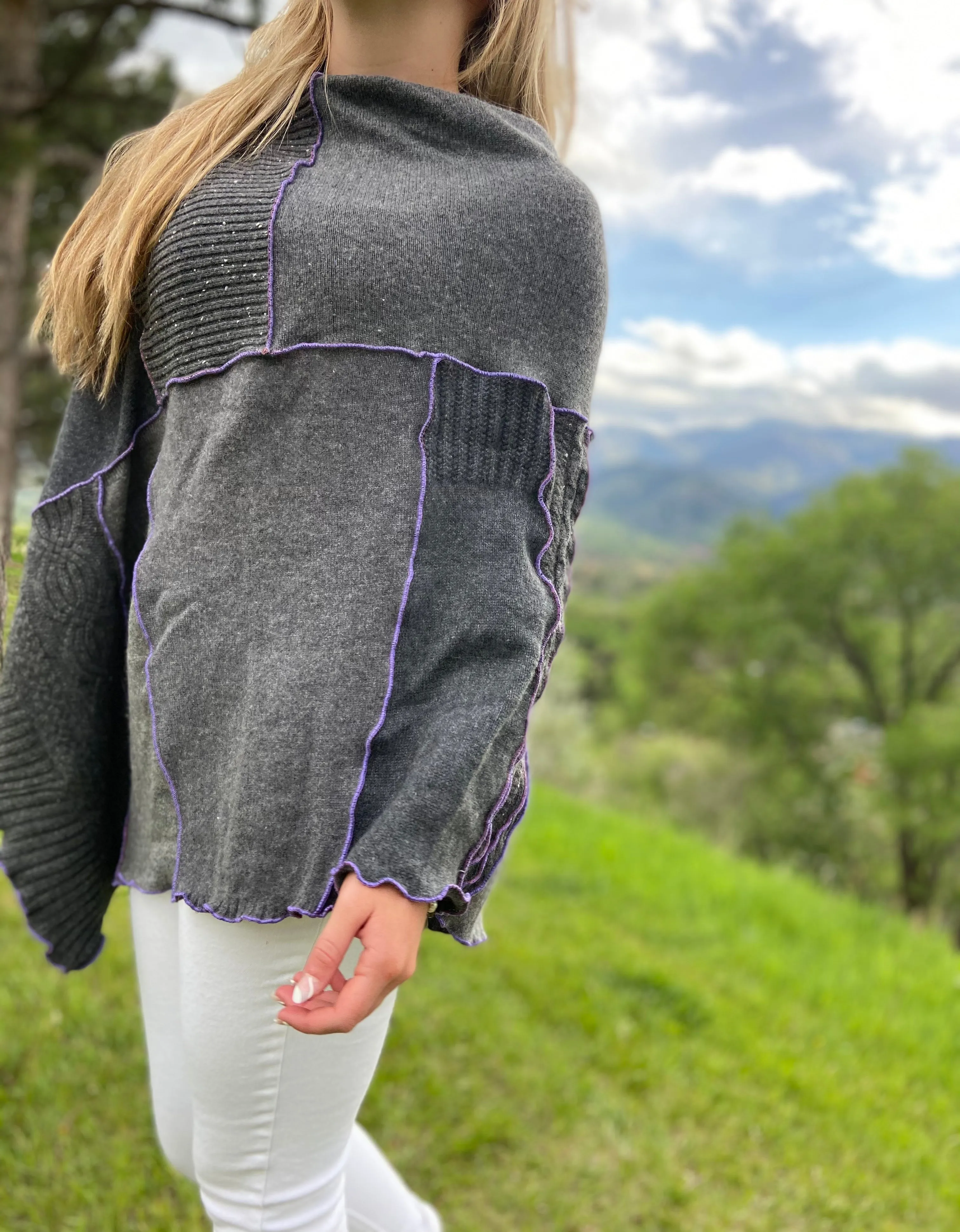Recycled 100% Cashmere Poncho ‘Charcoal🪙Embers’
