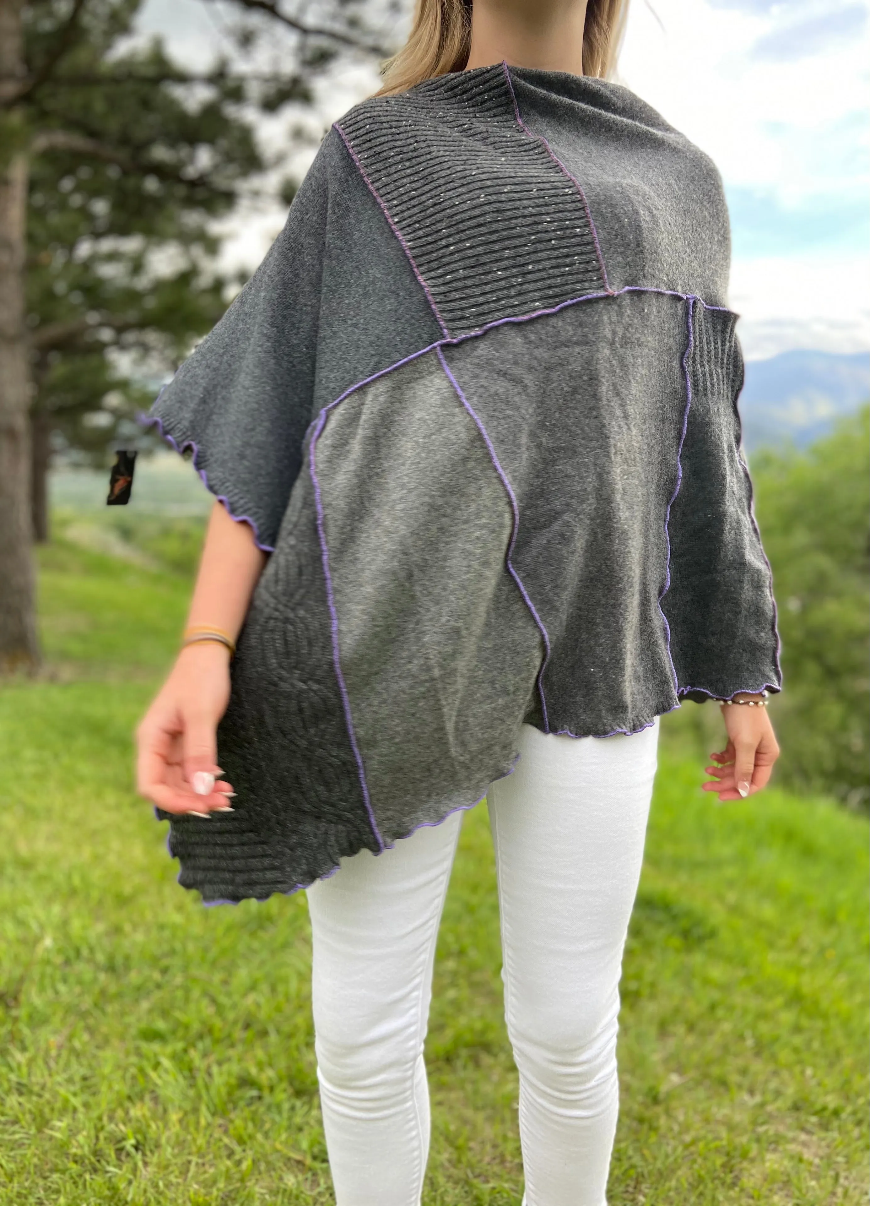 Recycled 100% Cashmere Poncho ‘Charcoal🪙Embers’