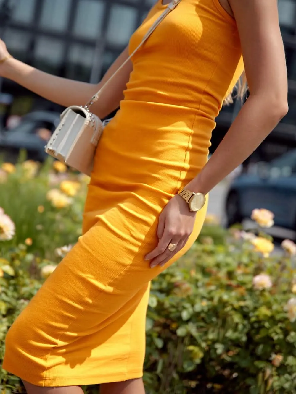 Stylish Mustard Ribbed Sleeveless Midi Dress for Effortless Summer Elegance